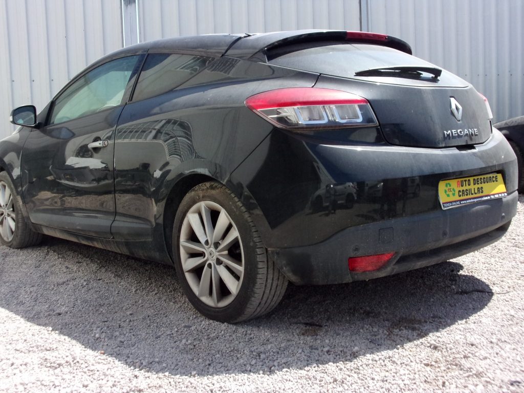 renault megane coupe iii 19 dci ano 2009 para despiece 1024x768 - Renault Megane Vehículo para despiece F9Q870