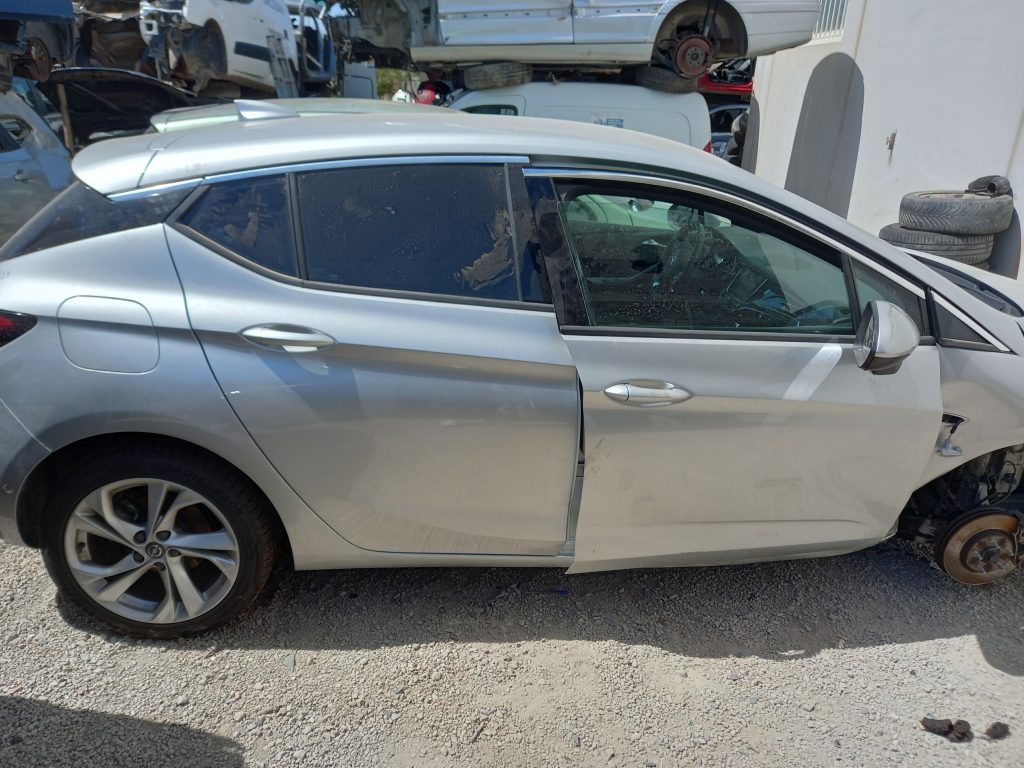20240412 130249 1024x768 - Opel Astra Vehiculo para despiece B14xft