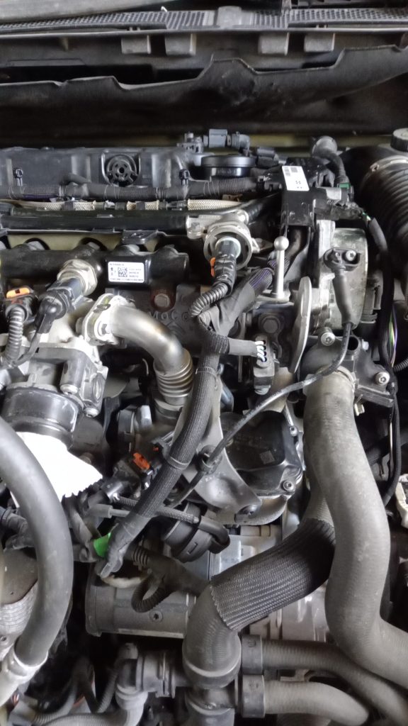 IMG 20240425 WA0017 576x1024 - Motor Peugeot 5008 Ehz