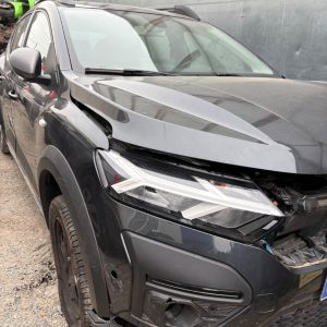000000009113 300x300 - Dacia Sandero Vehiculo para Despiece